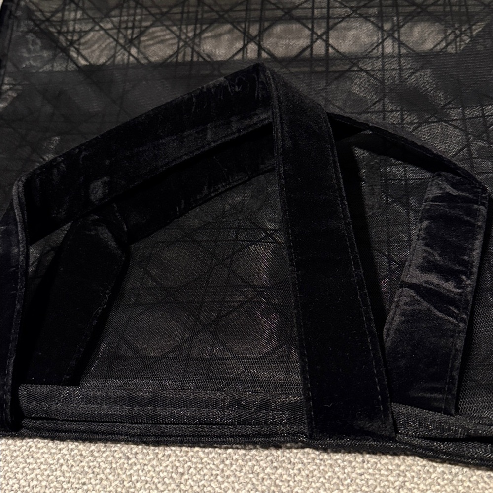 Dior Beauty Black Mesh Tote with Pouch NEW - Picture 6 of 8